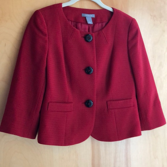 Ann Taylor Jackets & Blazers - Ann Taylor textured red cropped blazer